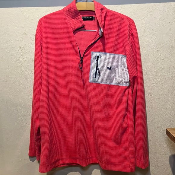 Southern Marsh FieldTec™ Dune Pullover Pink w/ Seersucker size Medium - Picture 1 of 10
